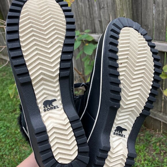 Sorel Black Winter Boots - Picture 5 of 6